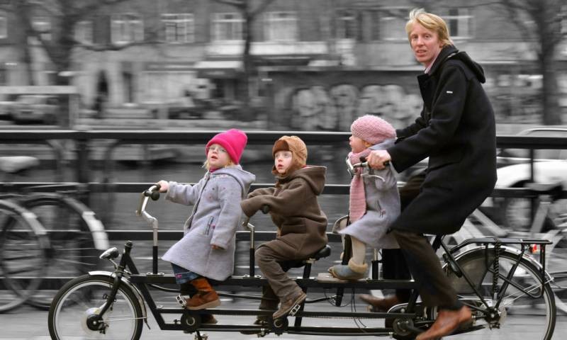 illum-dolore-voluptatem-iure-vel